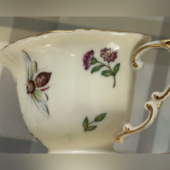 SKYE MCGHIE PORCELAIN TEACUP NIGHT LIGHT ‘GARDEN WHISPERS’ FLORAL BEE PLUG IN - Picture 5 of 8